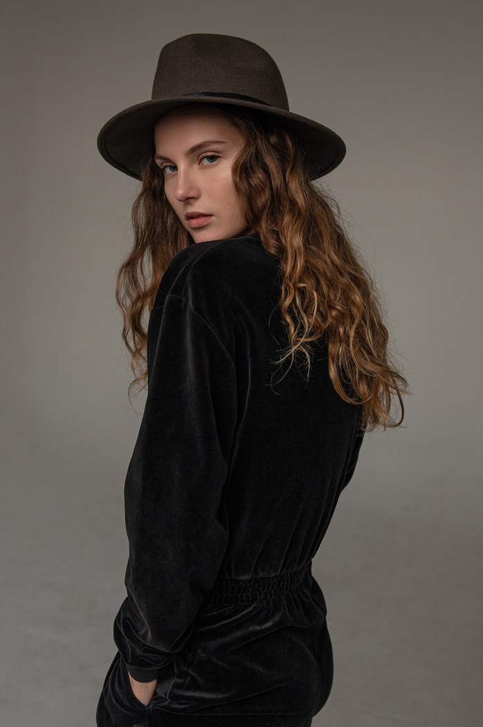 Exit Model Management | barbora m